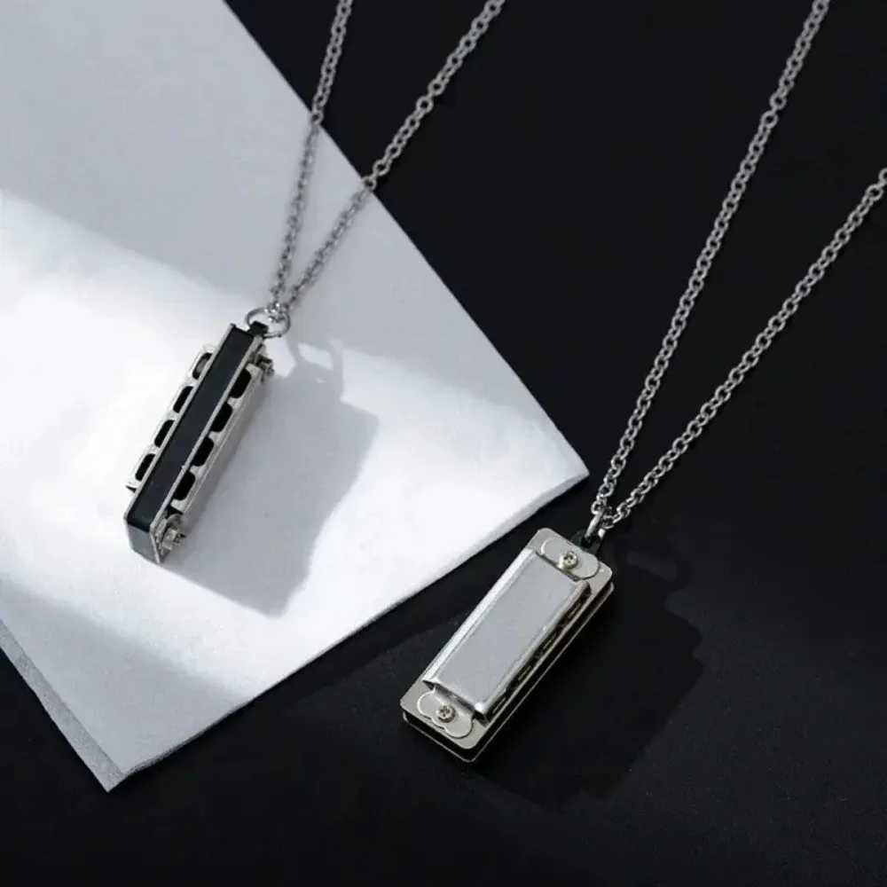 Musical Instrument You Blow Into - Mini gaita colar masculino e feminino