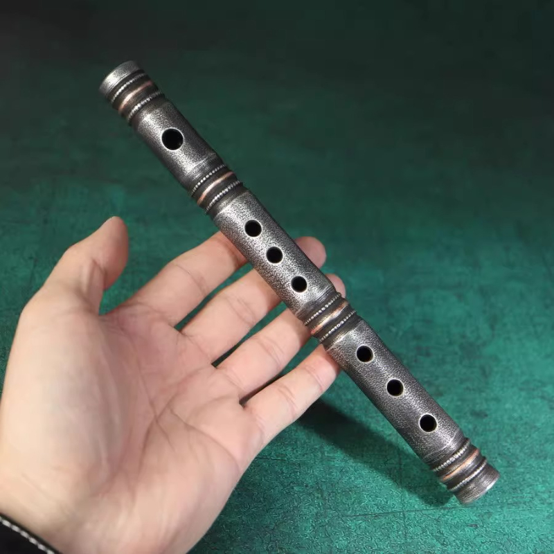 Flauta tradicional de cobre ar - Musical Instrument You Blow Into avaliação e preço